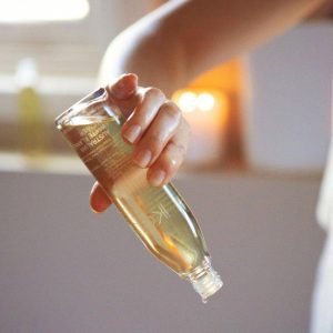 Massage & Body Oil – White Flannel Flower 130ml