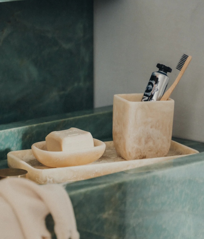 Flow Resin Bathroom Caddy/Tray - Image 4
