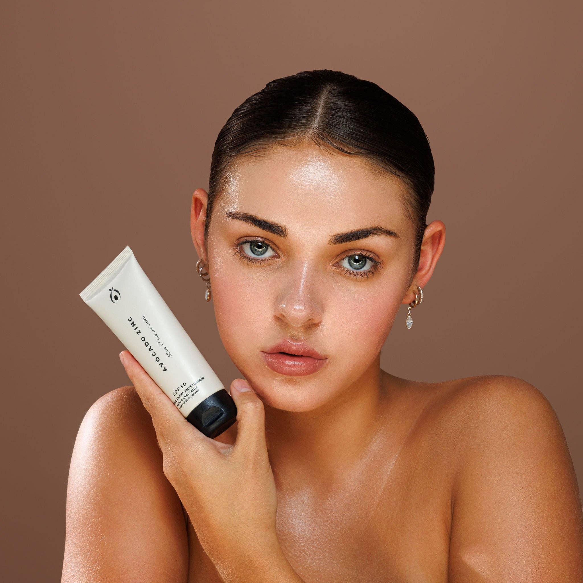 SPF 50 Natural Tinted Moisturiser - Image 4