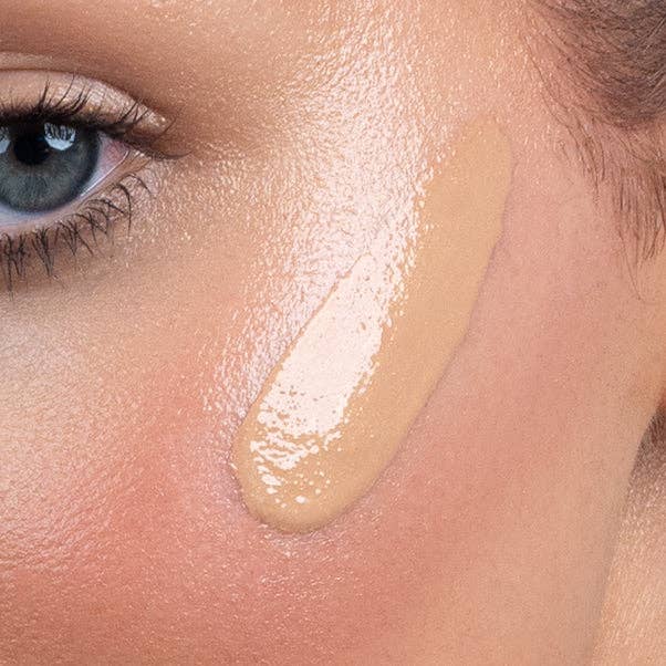 SPF 50 Physical Bronzing Drops - Image 4