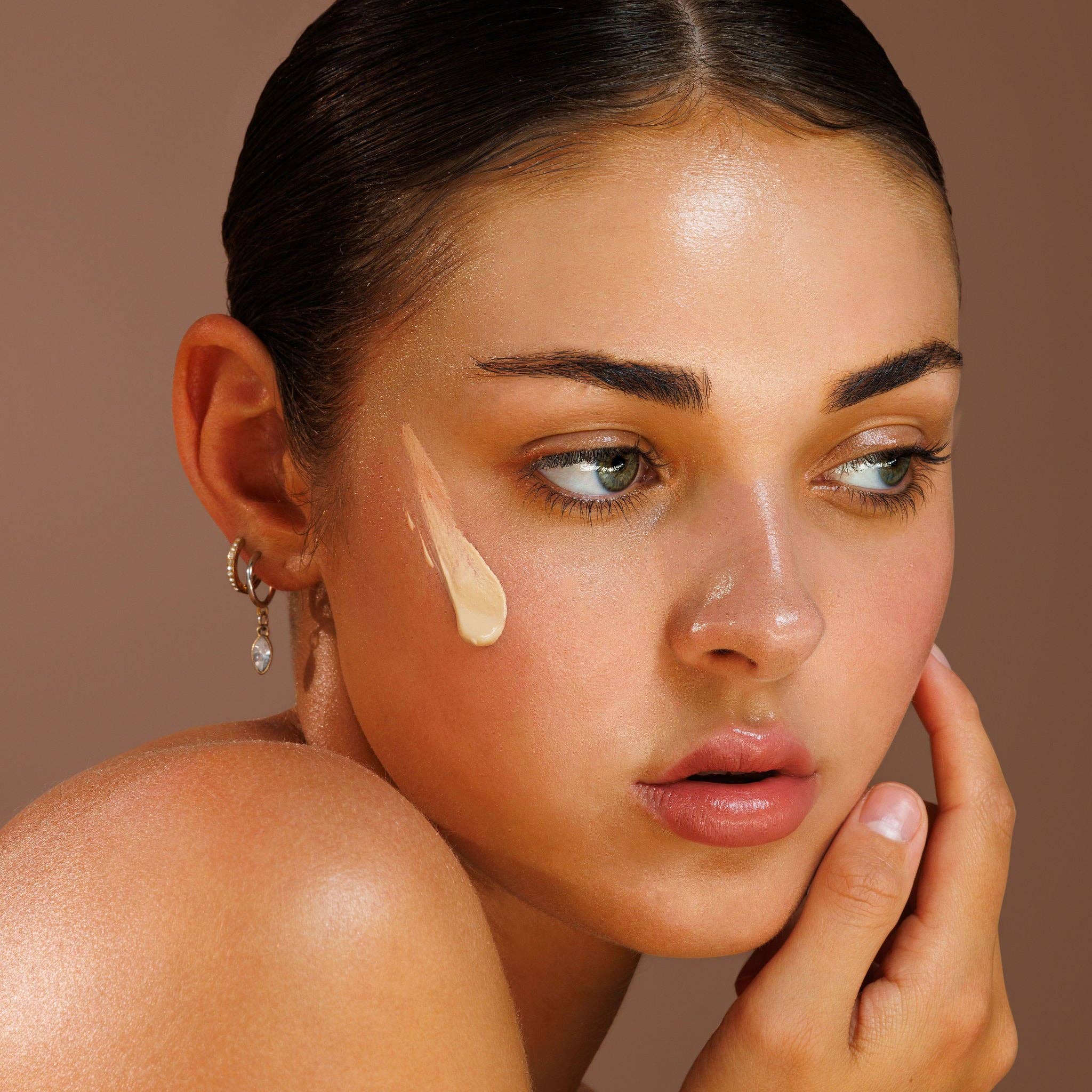 SPF 50 Natural Tinted Moisturiser - Image 3